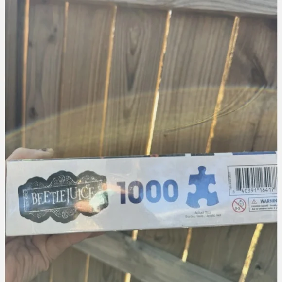 Beetlejuice puzzle new in package - Picture 2 of 2